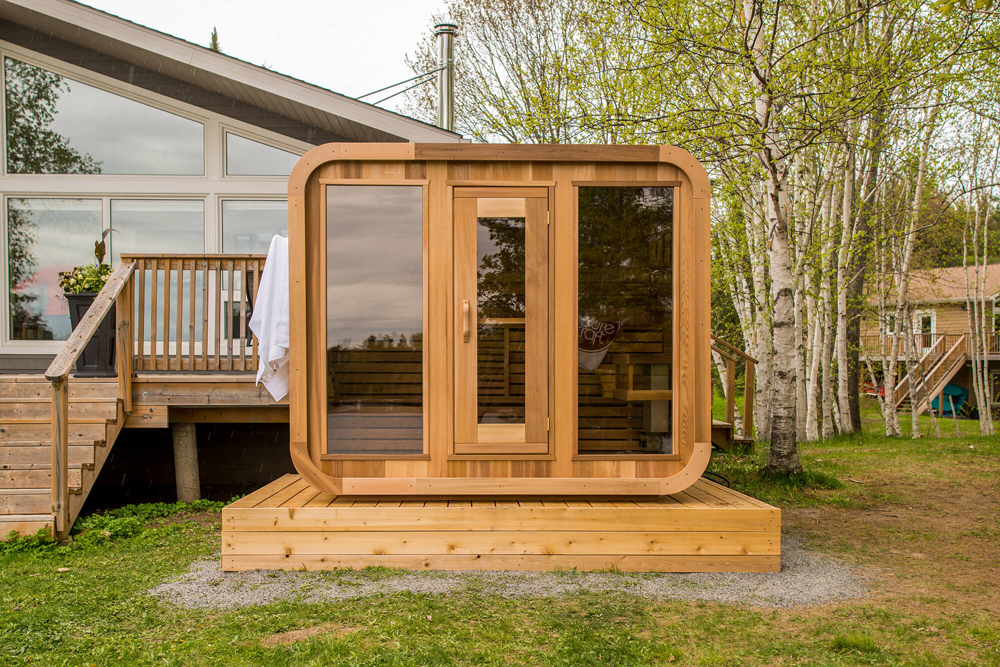 719_Dundalk_leisurecraft_europe_clear_red_cedar_Luna_sauna_made_in_canada_waterproof_roof_outdoor_saunas